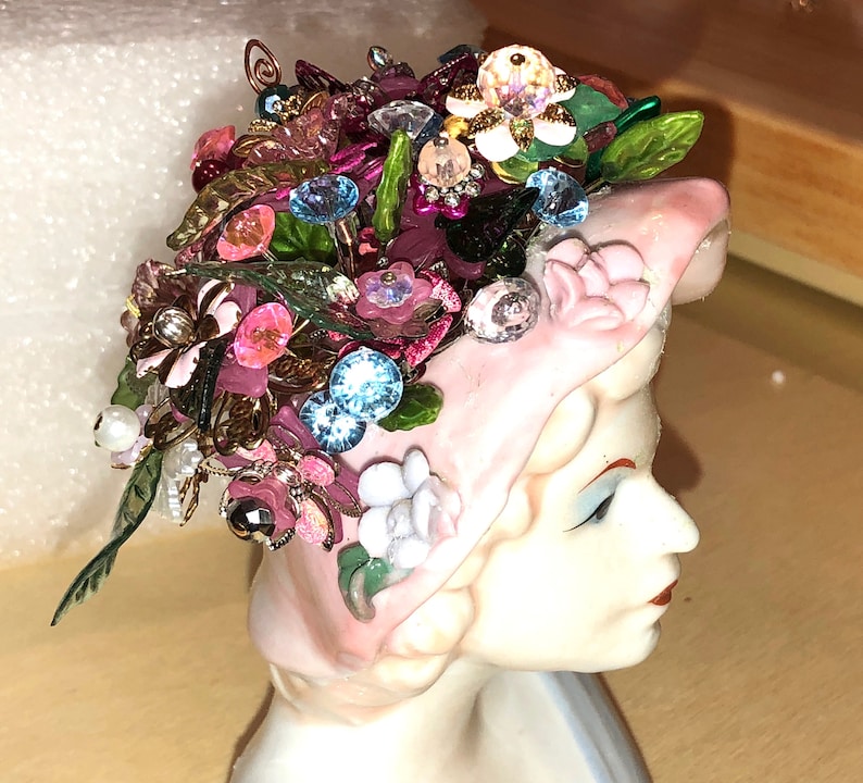Fiona: Exquisite Vtg 5 12 Tall Mint! wflowers Rare Hand Painted Bisque Porcelain 1950/'s LADY HEAD VASE w35 Handmade FlowersLeaves