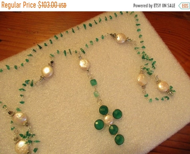 Gorgeous Genuine JADE Chip /& Freshwater PEARL Rosary Chain with Sterling Silver and Green ONYX and Pearl Cross Necklace