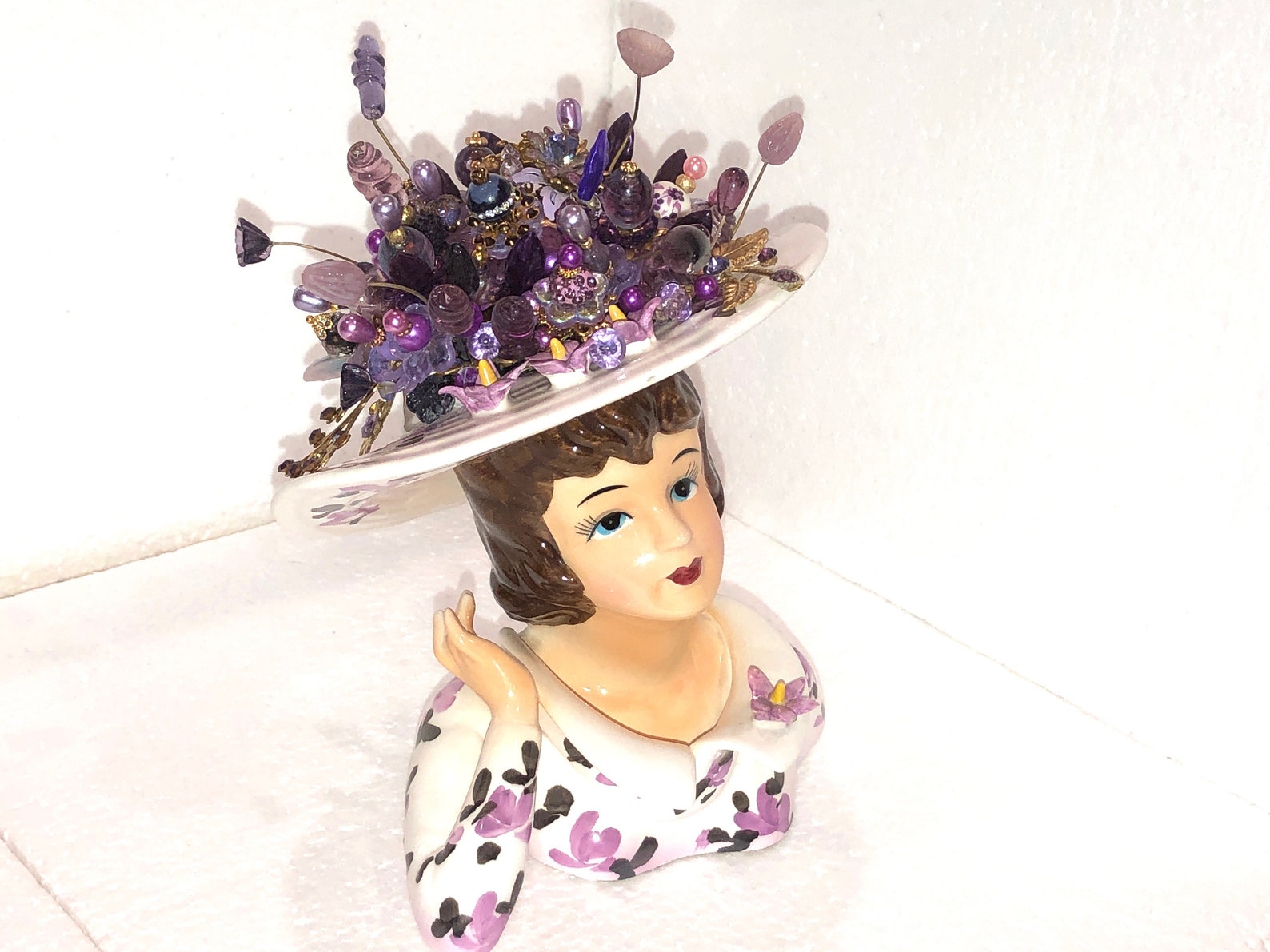 VIOLET: Numbered, LEFTON Sticker, Porcelain Vtg. Lady HEAD Vase W ...