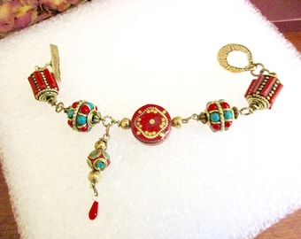 Sublime TIBETAN CORAL, TURQUOISE and Brass Handmade Decorative Bead Link Bracelet w/Dangling Turquoise/Coral Charm and Gold/Bronze Toggle