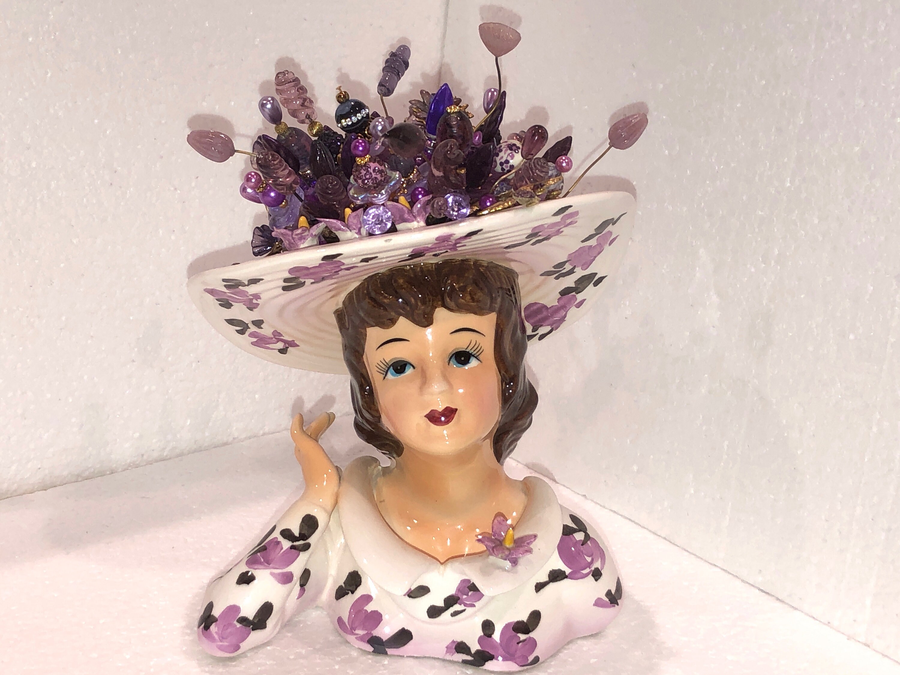 VIOLET: Numbered, LEFTON Sticker, Porcelain Vtg. Lady HEAD Vase W ...