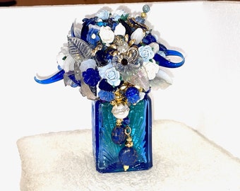 Stunning Vtg. Deep Blue VENETIAN HAND Cut Glass Vase W/>35 Handmade/Hand Torched/Pressed Glass Flowers + Leaves & LAPIS Crystal Throat Piece