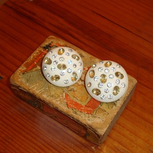 Elegant, Lovely IVORY LUCITE Vintage DOMED Earrings With Yellow & Clear Pave Rhinestones