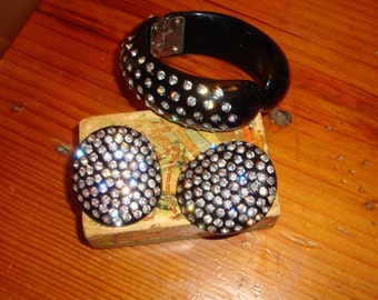 Scandalously Gorgeous WEISS Black CELLULOID Vintage Hinged Clamper With 5-Rows of AUSTRIAN Crystal Rhinestones & Matching Earrings - 1940&#39;s