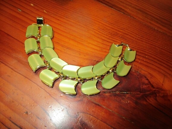 MINT Condition, Rare Signed LISNER Vintage Thermo… - image 5