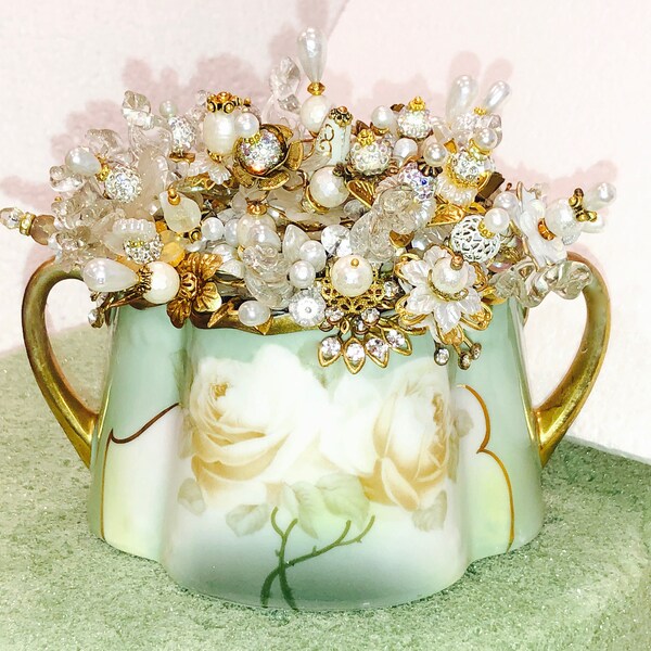 Signed ZS&C Co. +  Bavaria and Royal Munich. Rare, Fine Porcelain, Hand Painted 2-Handled 1800's SUGAR w/> 50 Handmade WHITE Flowers