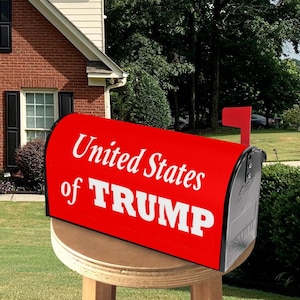 Trump Patriotic Mailbox Cover: Magnetic Attachment