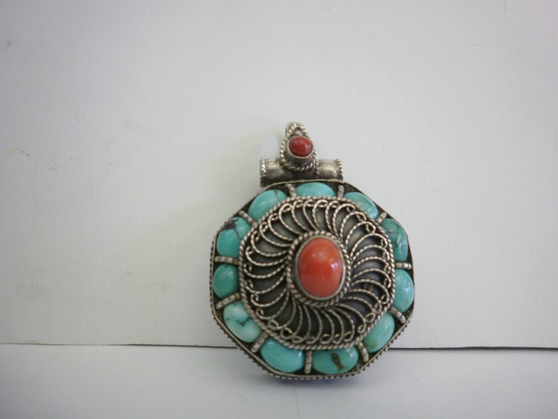 Tibetan Turquoise Coral Silver Round Pointed Ring Size 9