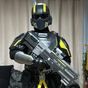 Helldivers 2 Full-body gaming armor costume with helmet perfect for cosplay and collectors