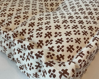 Sister parish French cushion