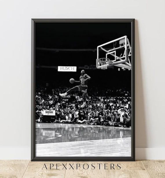 Michael Jordan Free Throw Line Dunk | Black & White Slam Dunk