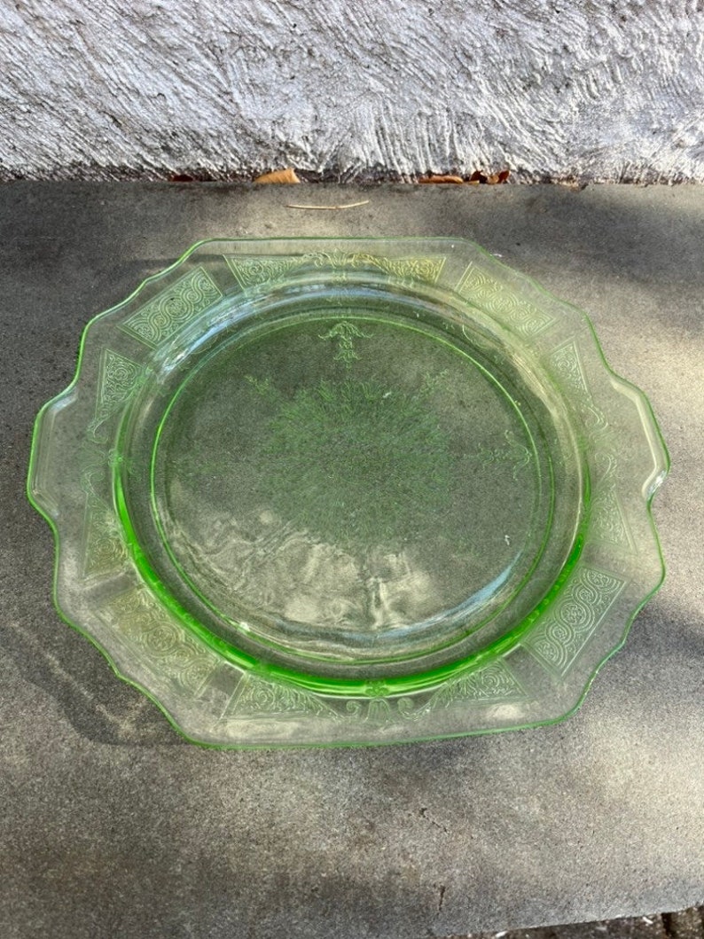 Anchor Hocking Princess Uranium Glass Serving Plate 11 3/8 Etsy