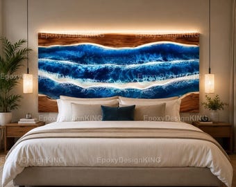 Cabecero de madera con borde natural y diseño de olas del océano, panel de cama con arte mural de resina azul con diseño de río.