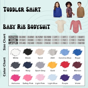 K&ouml;nnte beinhalten: Ein Gr&ouml;&szlig;en- und Farbtabelle f&uuml;r T-Shirts f&uuml;r Kleinkinder und Baby-Rippbodysuits. Die Tabelle enth&auml;lt Ma&szlig;e in Zoll f&uuml;r Breite und L&auml;nge sowie eine Vielzahl von Farboptionen wie Wei&szlig;, Schwarz und Carolina Blue.