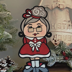 Instant digital download - Mrs.Claus shelf sitter svg file, for Glowforge or lasers, laser ready svg file, holiday laser file. Christmas svg