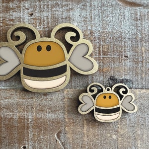 Téléchargement numérique instantané - fichier svg abeille aimant et porte-clé, fichier prêt pour le laser, fichier Glowforge, Glowforge, Glowforge Aura, fichier svg laser