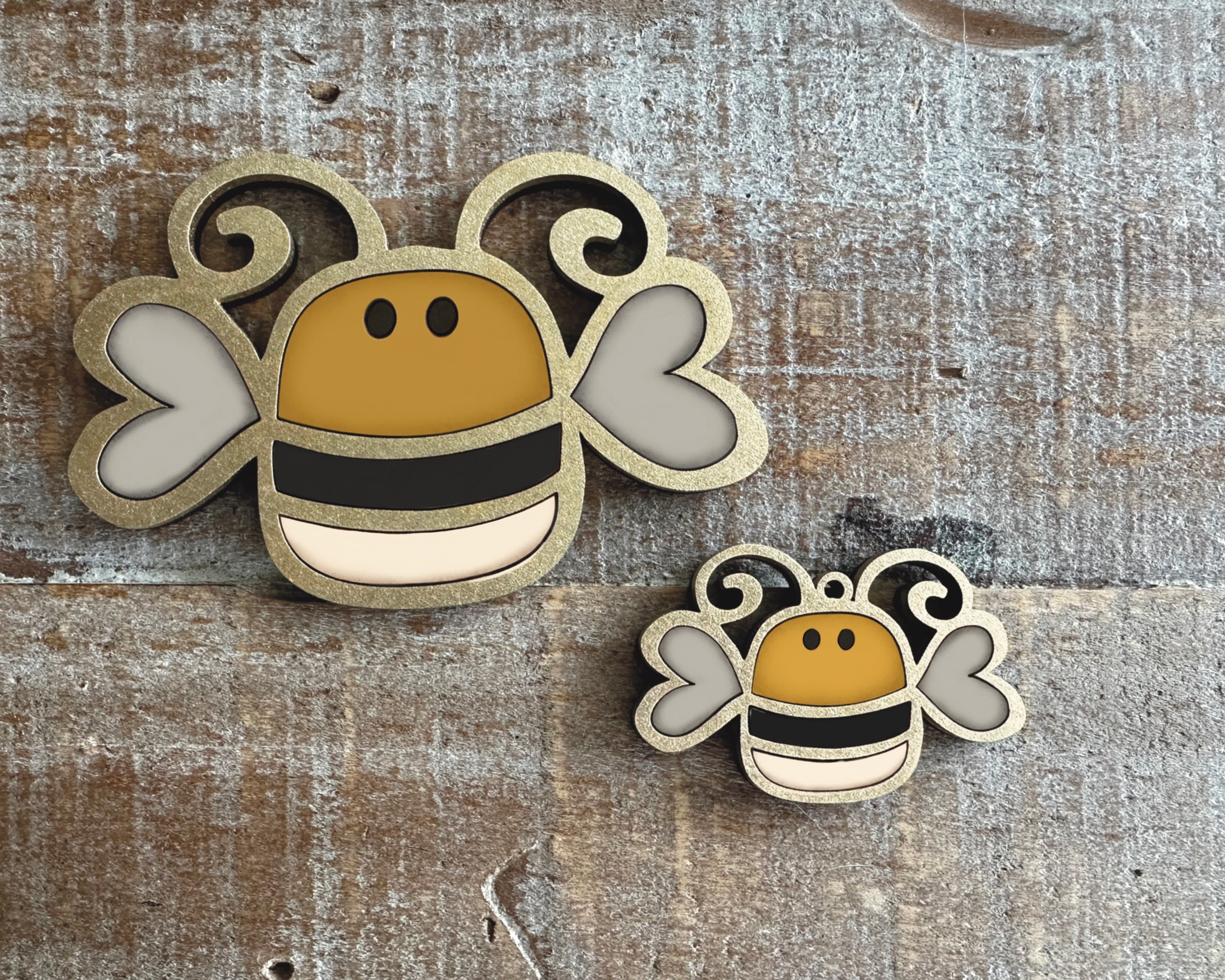 Instant digital download - Bee Magnet and Keychain svg file, laser ready file, Glowforge file, Glowforge, Glowforge Aura, laser svg