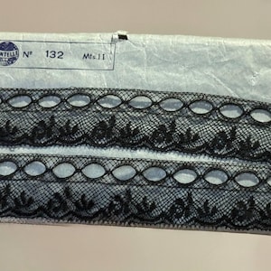 Pizzo francese vintage – Dentelle de Calais – Banda Nero floreale – 100% cotone – 11 metri – Made in France – Per cucito e sartoria