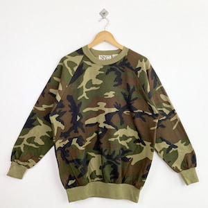 90s Camo Crewneck Sweatshirt Print Logo Green, Brown Color Men’s XL