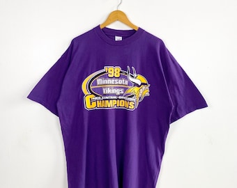 Vintage 90s Minnesota Vikings  T-Shirt - NFL - Print Logo - Purple Color - Men’s XXL