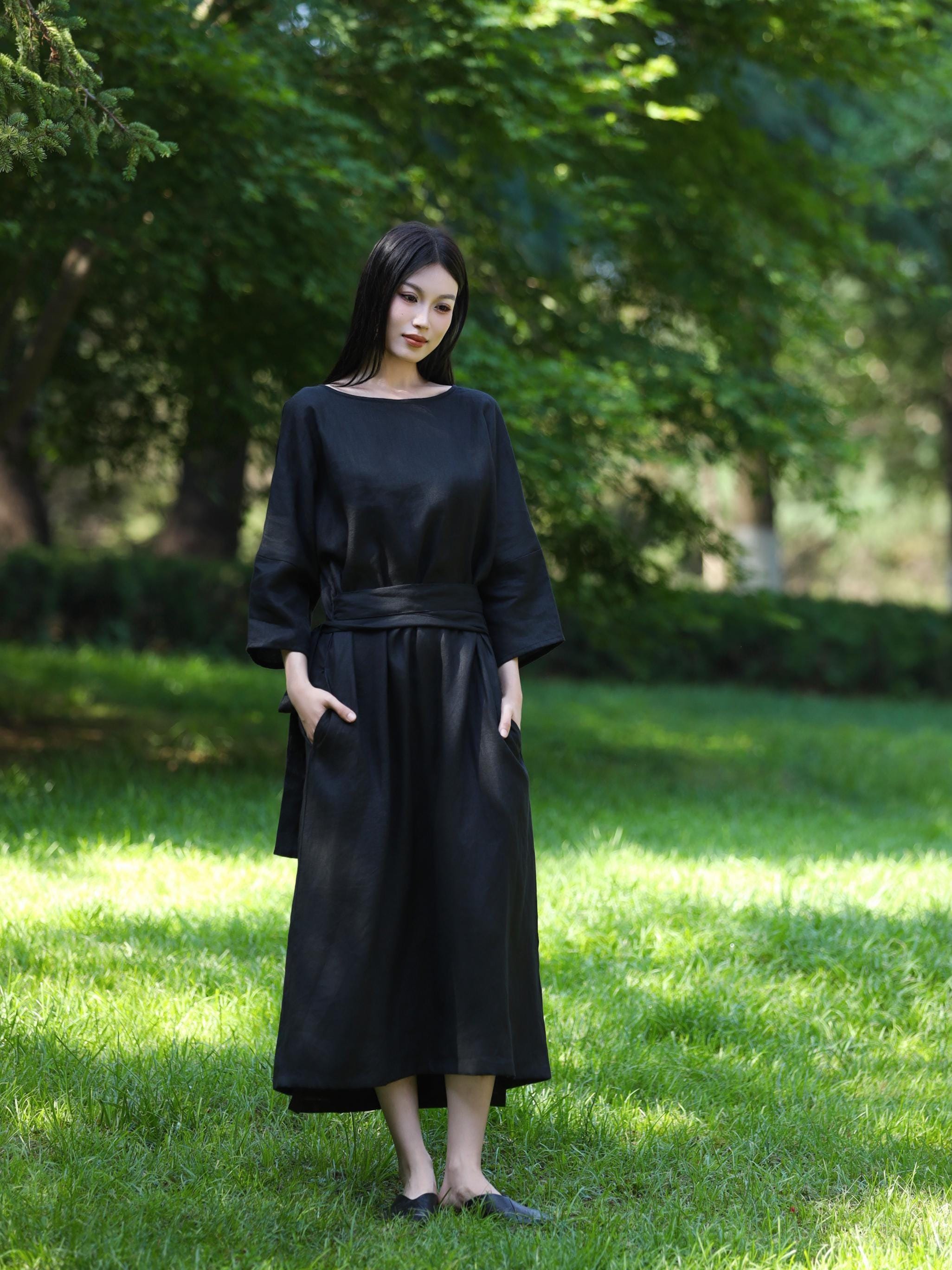 renaissance dress black Renaissance Flared Dress in Black 4X main image 1