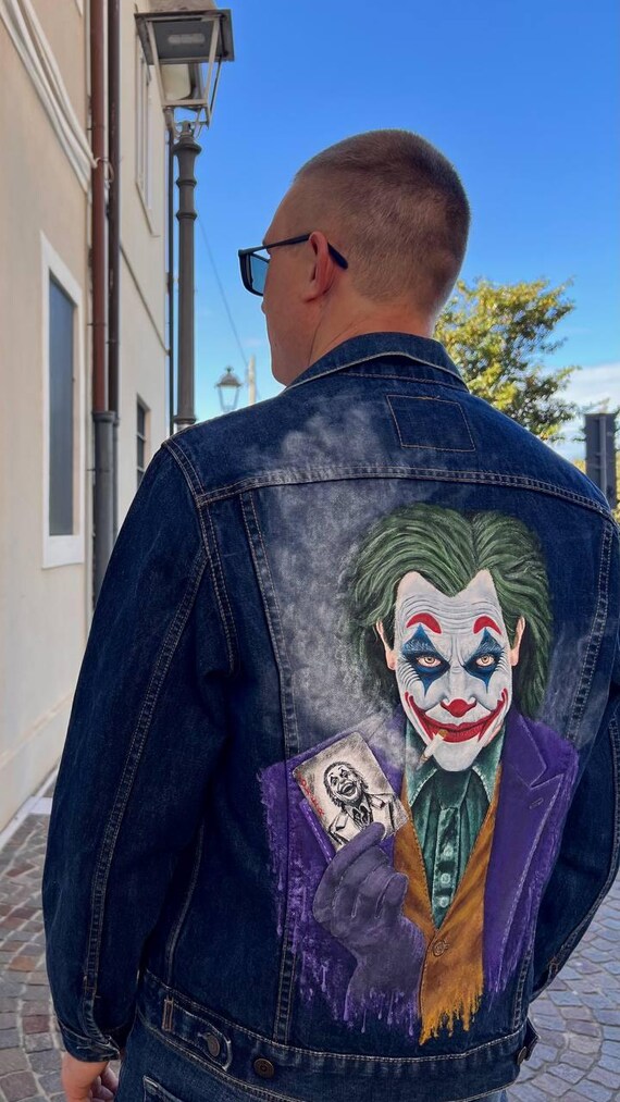 手描き デニムジャケット 一点物 ハンドペイント 古着　joker ジョーカー Hand-painted Joker Levi's Denim Jacket, Wearable Art - Etsy