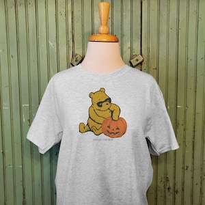 Vintage Pooh Bear Halloween sweatshirt, Altered illustration Pooh 1926, Winnie the Boo, Pooh bear pumpkin shirt image 3