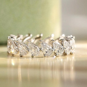 Anello dell&#39;eternità con diamanti taglio a pera, fede nuziale in argento sterling, regalo di anniversario per lei, elegante gioiello con diamanti a forma di pera, regalo di anniversario