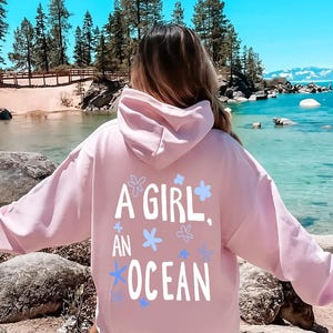 Moletom com capuz de menina e oceano, moletom com capuz de praia do oceano, moletom amante do oceano, moletom com capuz de verão, moletom com capuz de surfe, moletom com capuz de verão