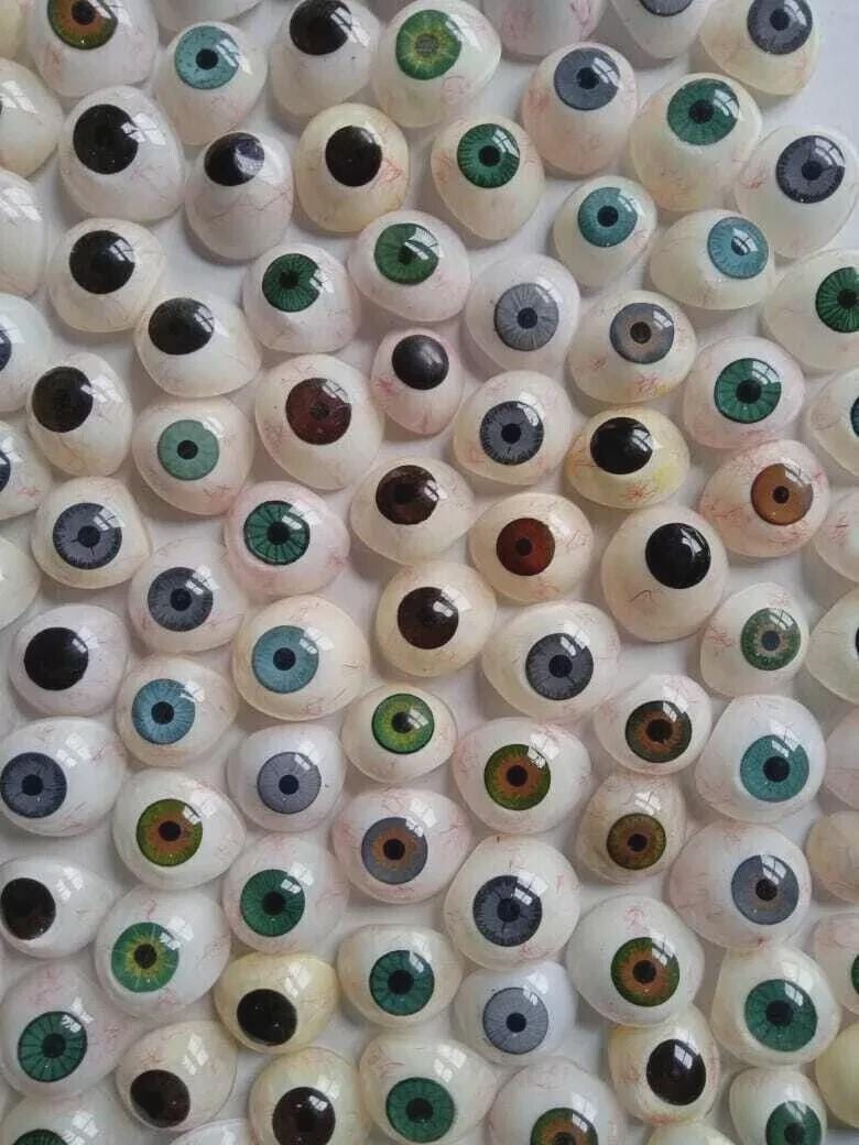 Set of 25 Vintage Acrylic Prosthetic Eyes – Antique Human Eye Replicas for Oddities, Art, or Display