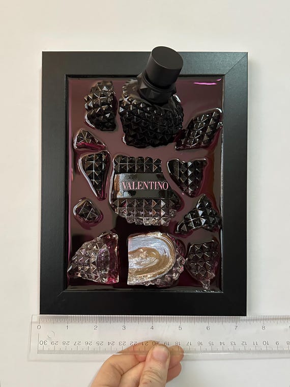 Valentino Born in Roma Intense - Broken Bottle Art - Etsy Israel