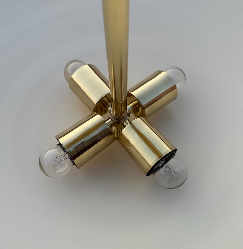 US STANDARD E26 SOCKET