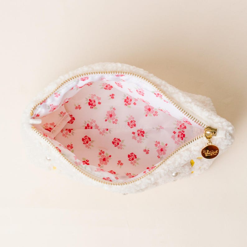 The Darling Effect Alpha Chi Omega Teddy Pouch - Thumbnail 2