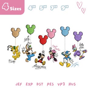 Puede incluir: Diseños de bordado coloridos con personajes de Disney, incluyendo a Pluto, Goofy, Mickey Mouse, Minnie Mouse, Donald Duck y Daisy Duck. Cada personaje está suspendido de un globo con forma de Mickey. Incluye el texto "4 Sizes".