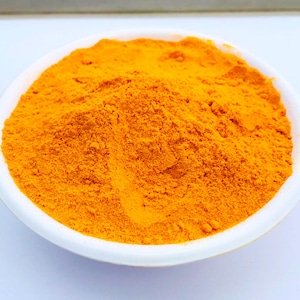 Bio-Kurkuma-Pulver: Reines, natürliches Gewürz