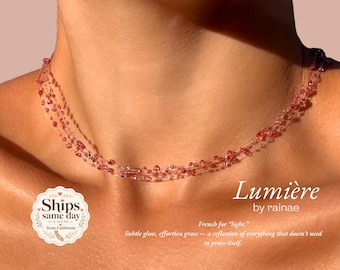 Collar con colgante de gota de agua, collar rosa brillante, gargantilla de resina con destellos, gargantilla hecha a mano, collar delicado con gota transparente.