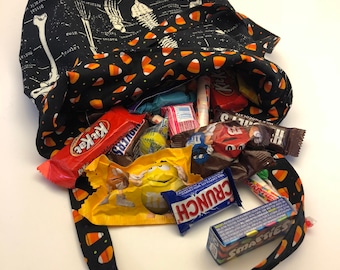 Halloween Trick&#39;r&#39;Treat bags - Reversible - Ready to Ship - Candy bags