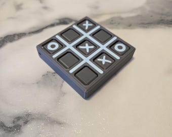 TicTacToe Keychain – Portable Mini Travel Game, 3D Printed Pocket Toy, Fun on the Go
