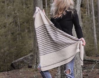 KNITTING PATTERN-Shadow Shawl (one size)