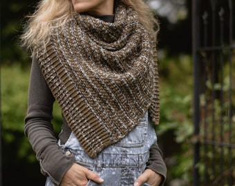 KNITTING PATTERN-The Sorrel Wrap (one size)