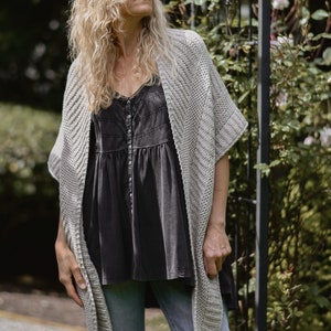 KNITTING PATTERN-The Felton Wrap (one size)