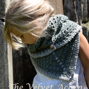 CROCHET PATTERN-The Bastian Shawl One size shawlette image 1