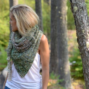 CROCHET PATTERN-Wander Freely Shawl One size image 2