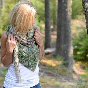 CROCHET PATTERN-Wander Freely Shawl One size image 5