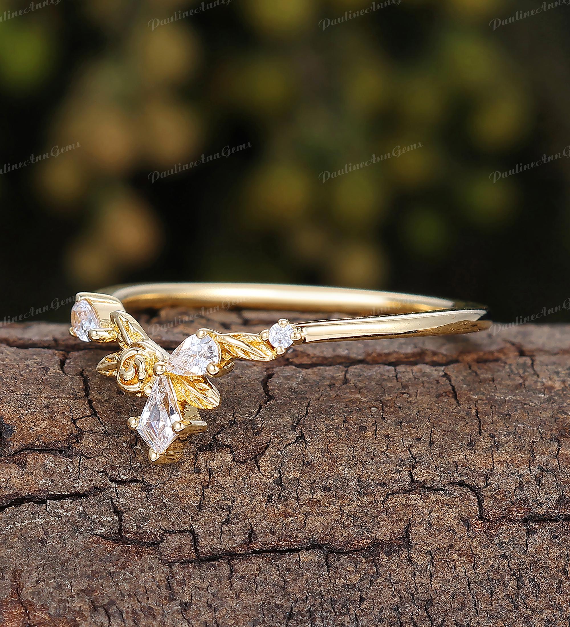 Vintage Curved Wedding Band Unique Solid Yellow Gold Wedding Band ...