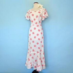 Vintage 1930s Flutter Sleeve Floral Day Dress, Vintage 30s Art Deco Romantic Cotton Sundress, 1930s Pink and White Gown image 3