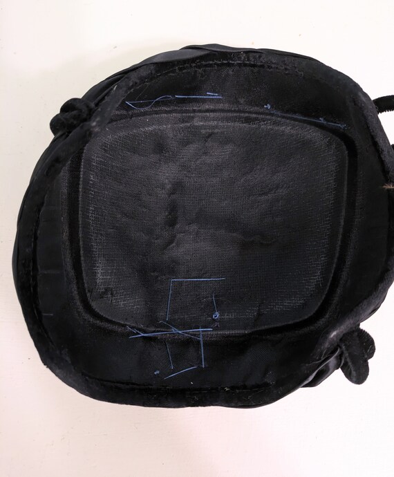 1950s Jaeger London Black Velvet Tilt Cocktail Hat Burgundy 21” Made UK Felt Black Vintage Hats for Women for sale | eBay UK main image 3