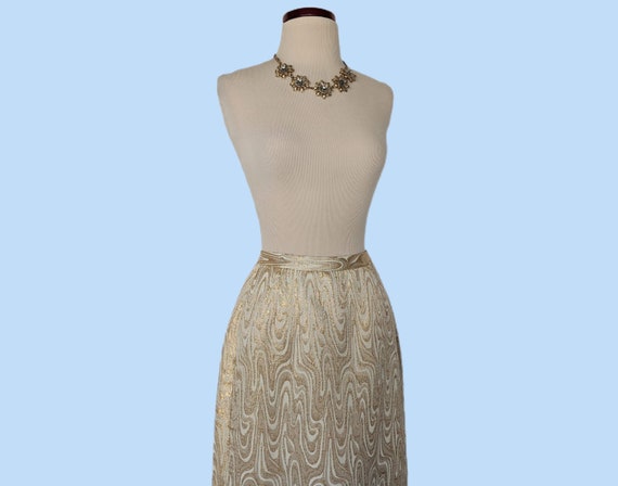 Vintage 60s Gold Metallic Pencil Skirt, 1960s Fit… - image 2