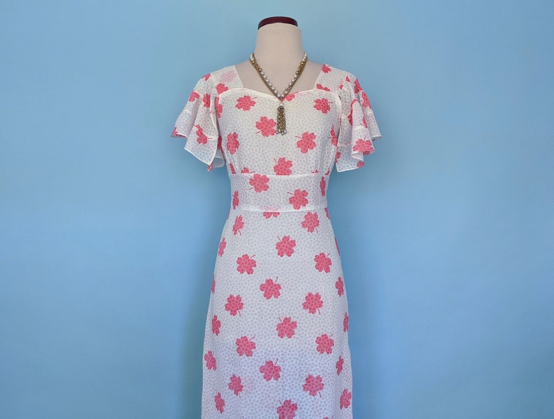 Vintage 1930s Flutter Sleeve Floral Day Dress, Vintage 30s Art Deco Romantic Cotton Sundress, 1930s Pink and White Gown image 6