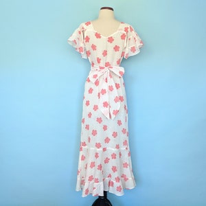 Vintage 1930s Flutter Sleeve Floral Day Dress, Vintage 30s Art Deco Romantic Cotton Sundress, 1930s Pink and White Gown image 5